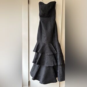 Monique Lhuillier Black Textured Dress